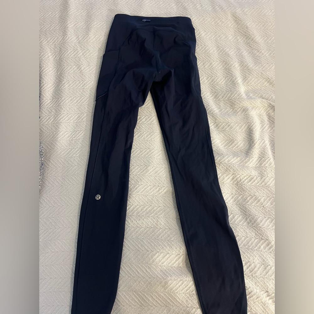 Navy blue align high rise leggings with pockets
